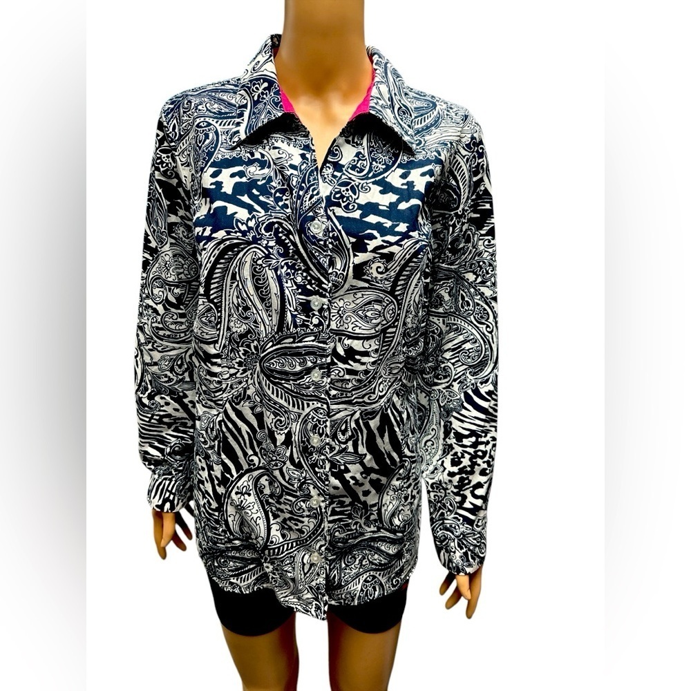 CJ Banks - NWOT - Paisley Print Button Down